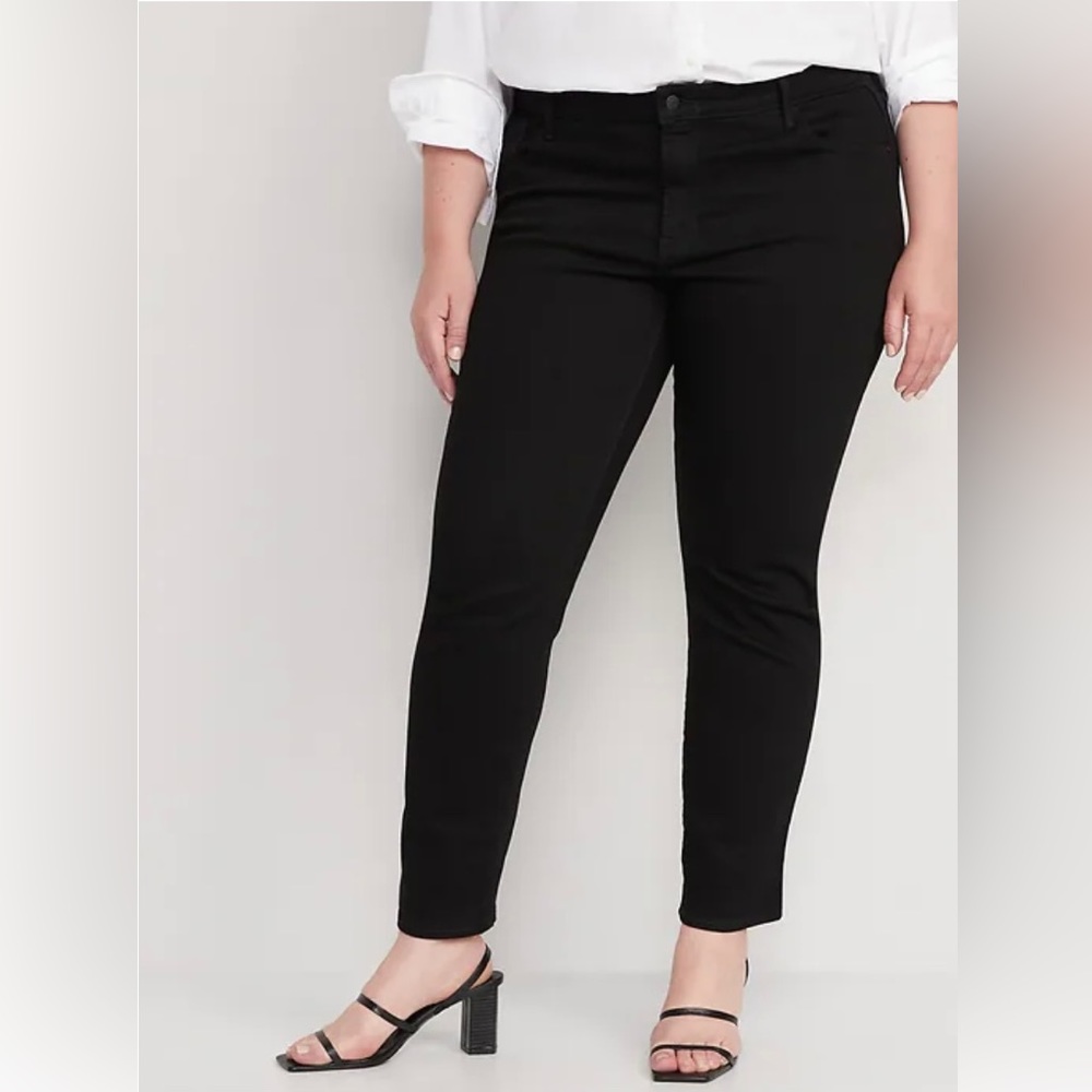 Old Navy Black Straight leg Jeans size 18